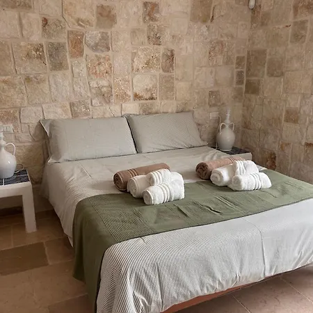 La Corte Di Gio בית נופש סן מיקלה סלנטינו